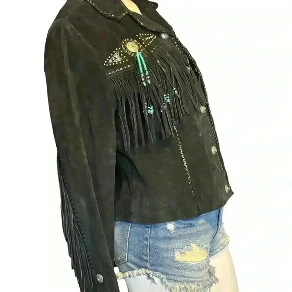 Scully - Picture 6 of 16